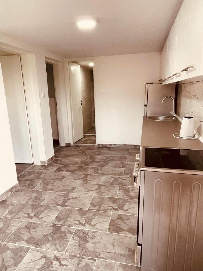 Apartament Ajla - Free Parking Sarajewo Zewnętrze zdjęcie
