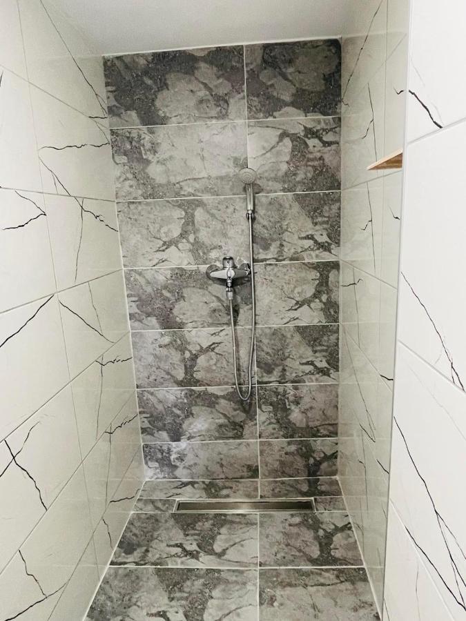 Apartament Ajla - Free Parking Sarajewo Zewnętrze zdjęcie